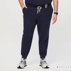 *Brand New* Figs Men Night Sky (Navy) Tansen Short Jogger Scrub Pants, Size 2XL